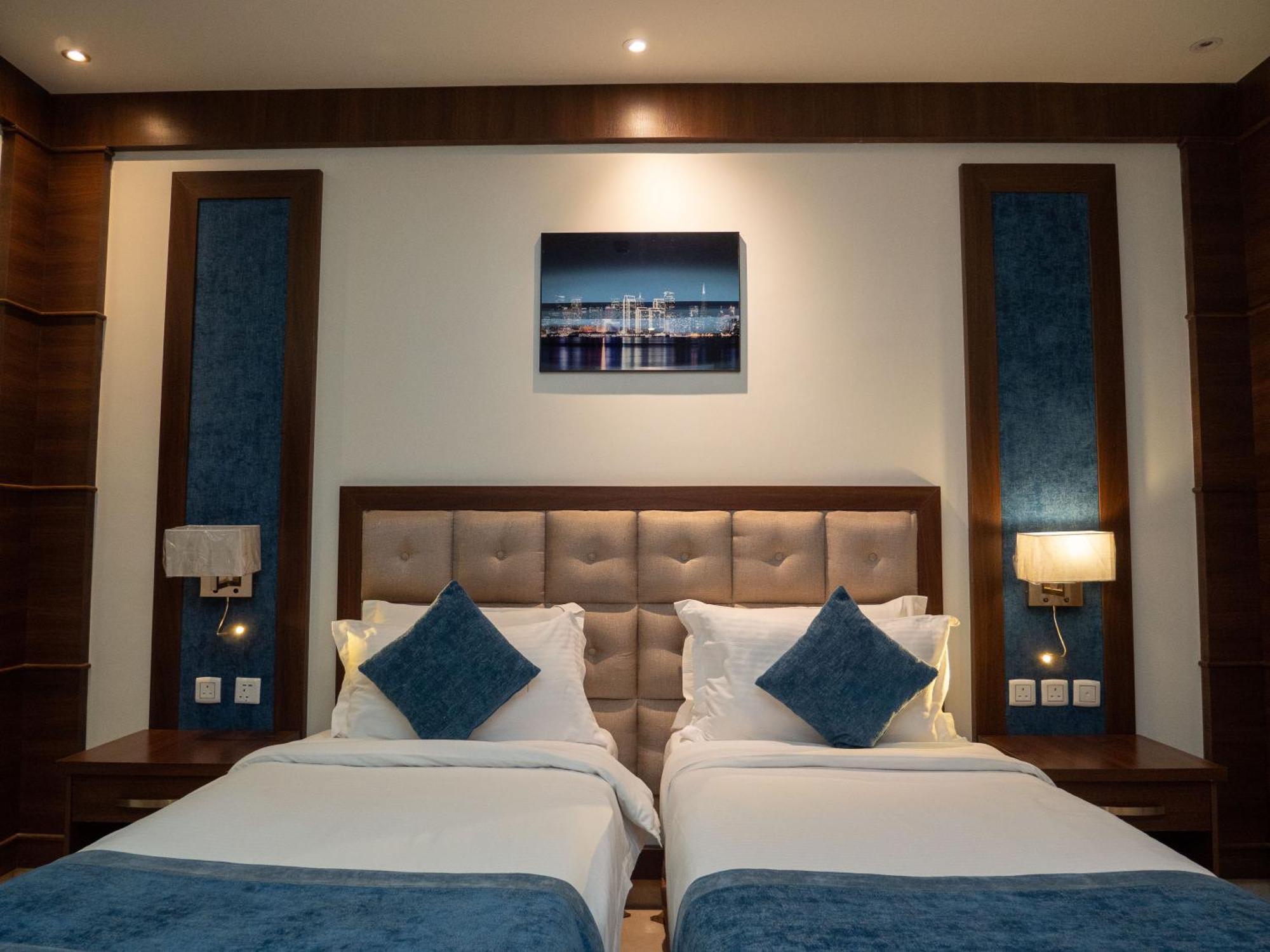 Innyar Hotel Ar Riyad Esterno foto