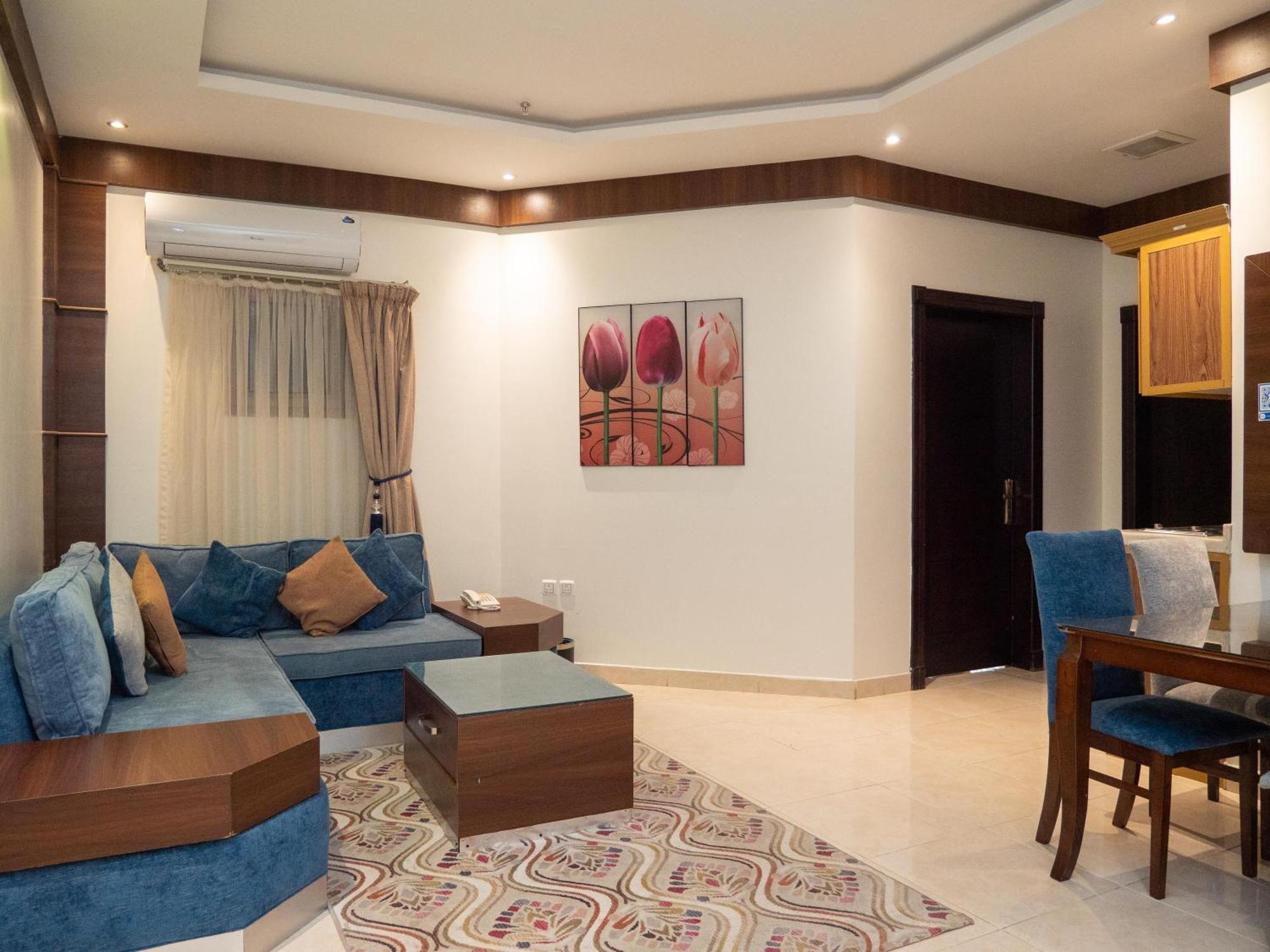 Innyar Hotel Ar Riyad Esterno foto