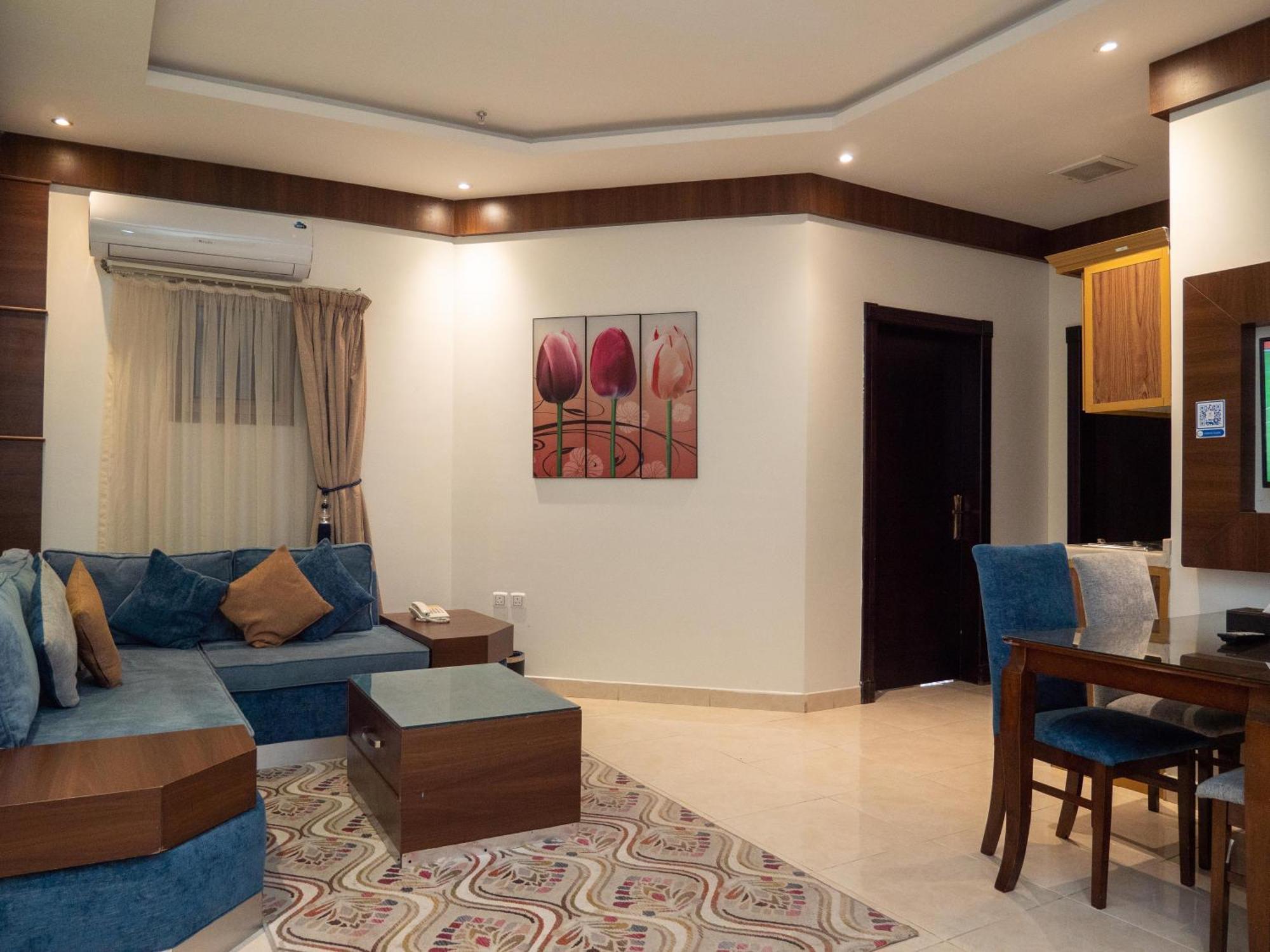 Innyar Hotel Ar Riyad Esterno foto