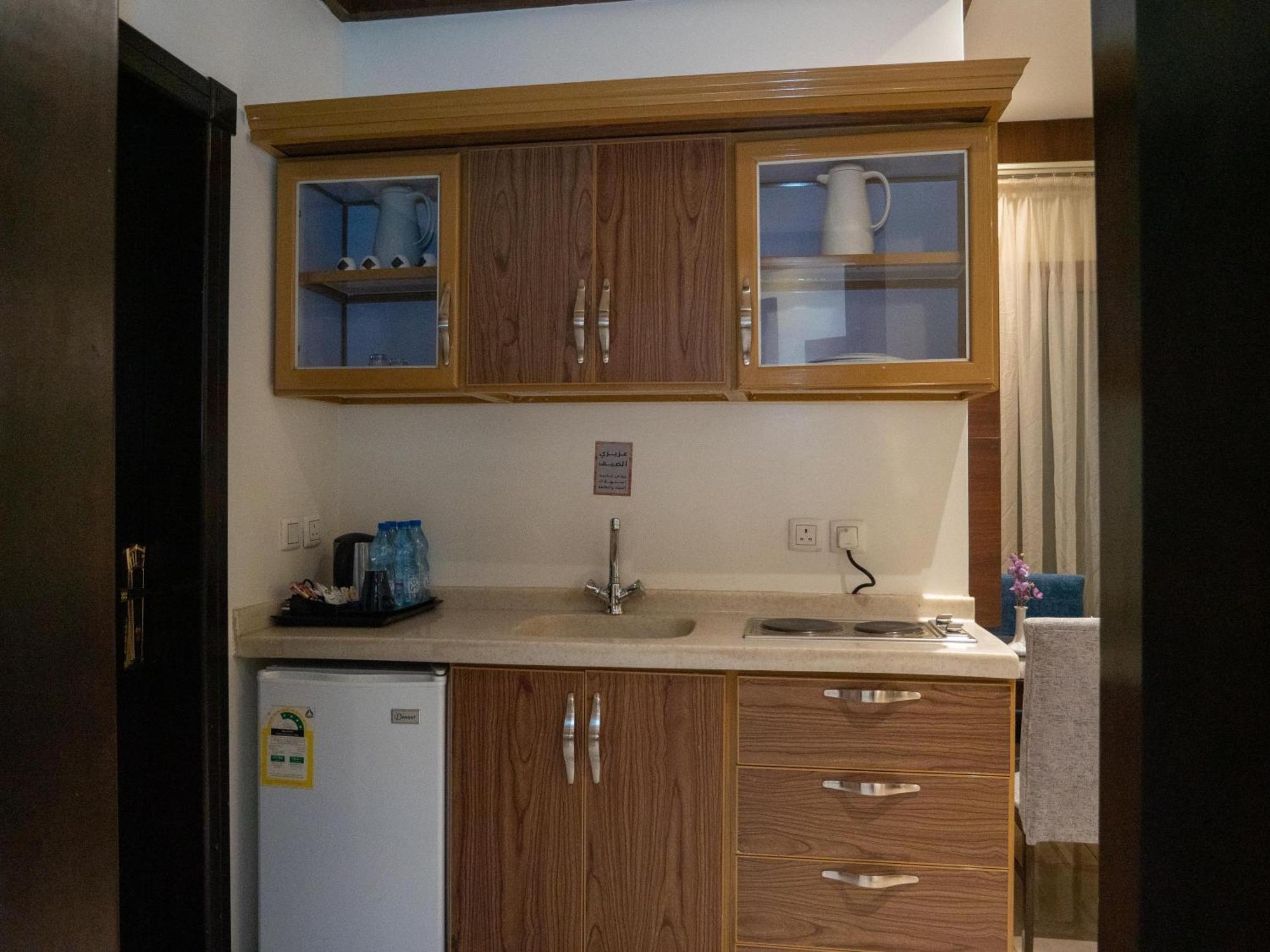 Innyar Hotel Ar Riyad Esterno foto