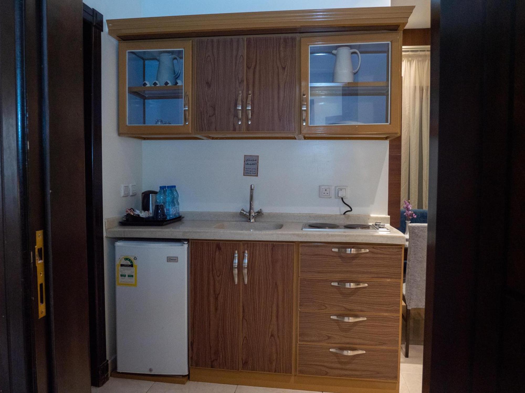 Innyar Hotel Ar Riyad Esterno foto