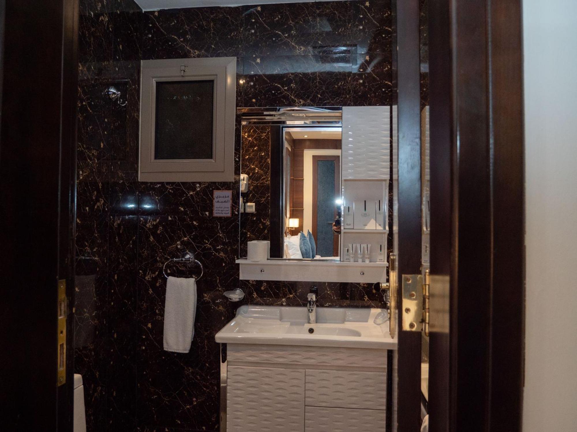 Innyar Hotel Ar Riyad Esterno foto