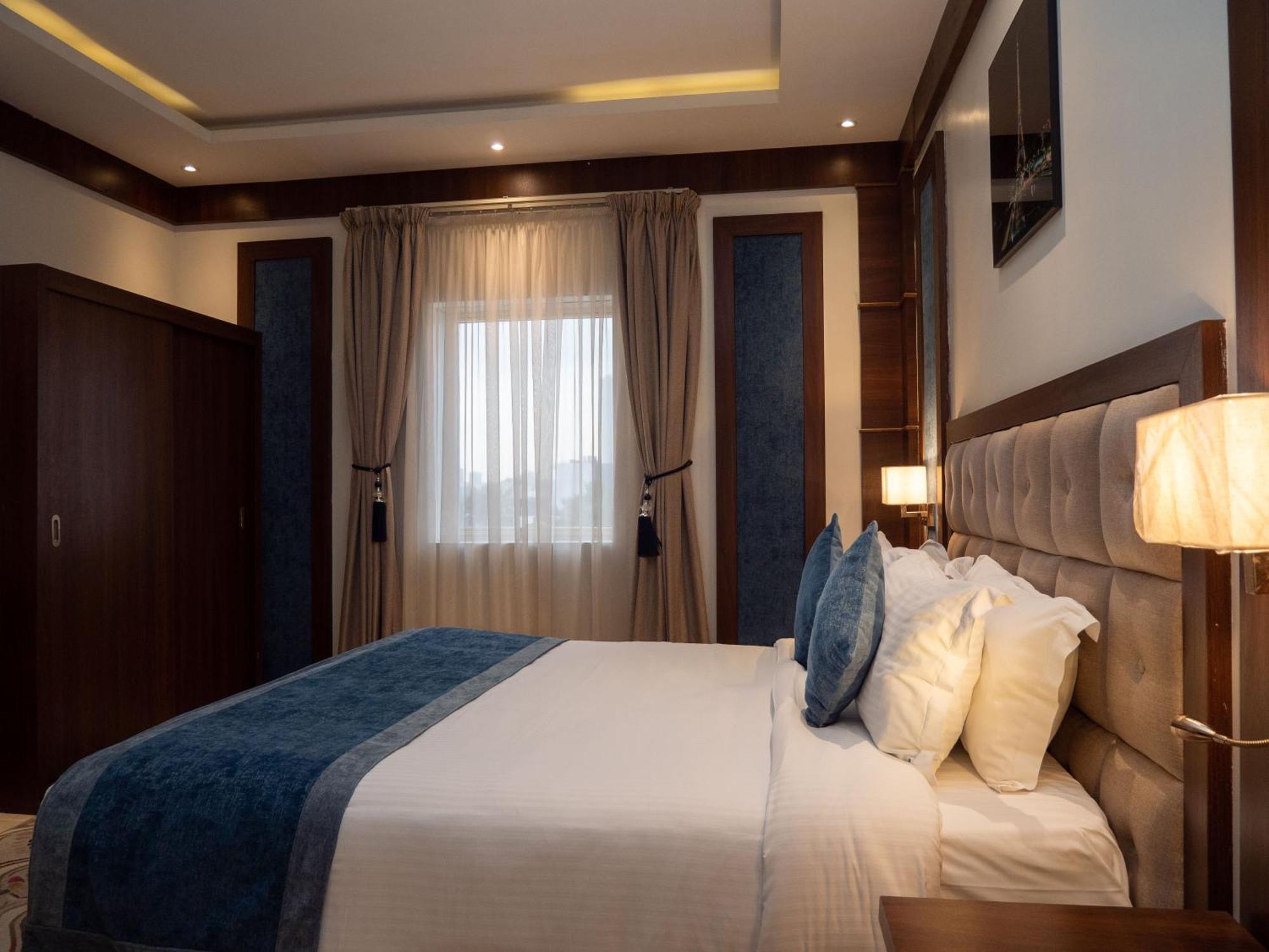 Innyar Hotel Ar Riyad Esterno foto